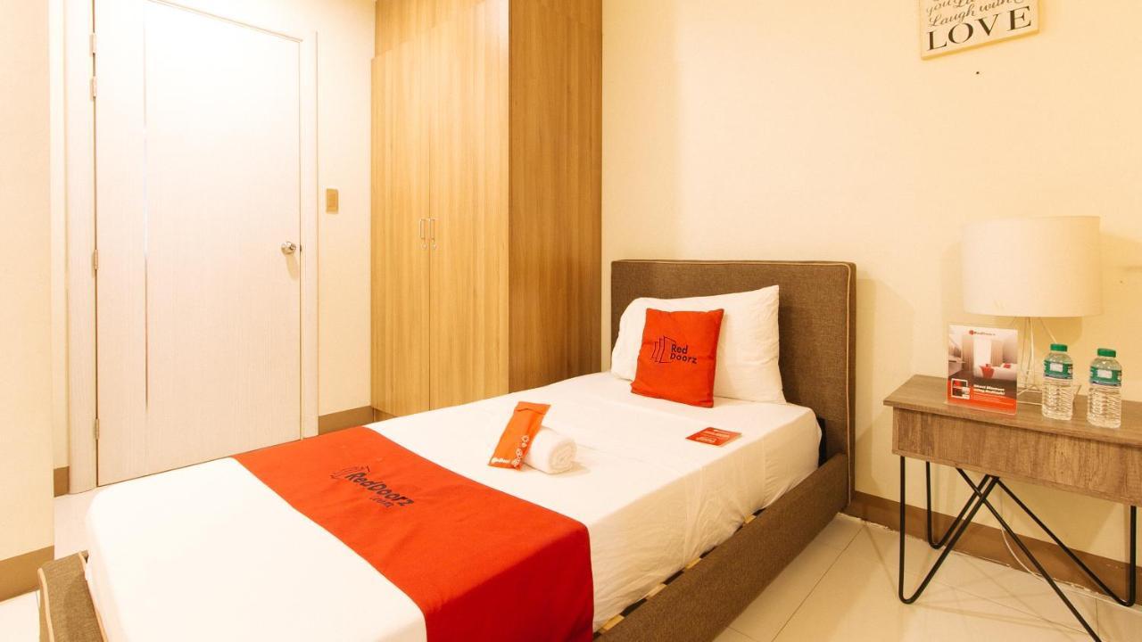 Reddoorz Plus @ Kamuning Quezon City Εξωτερικό φωτογραφία