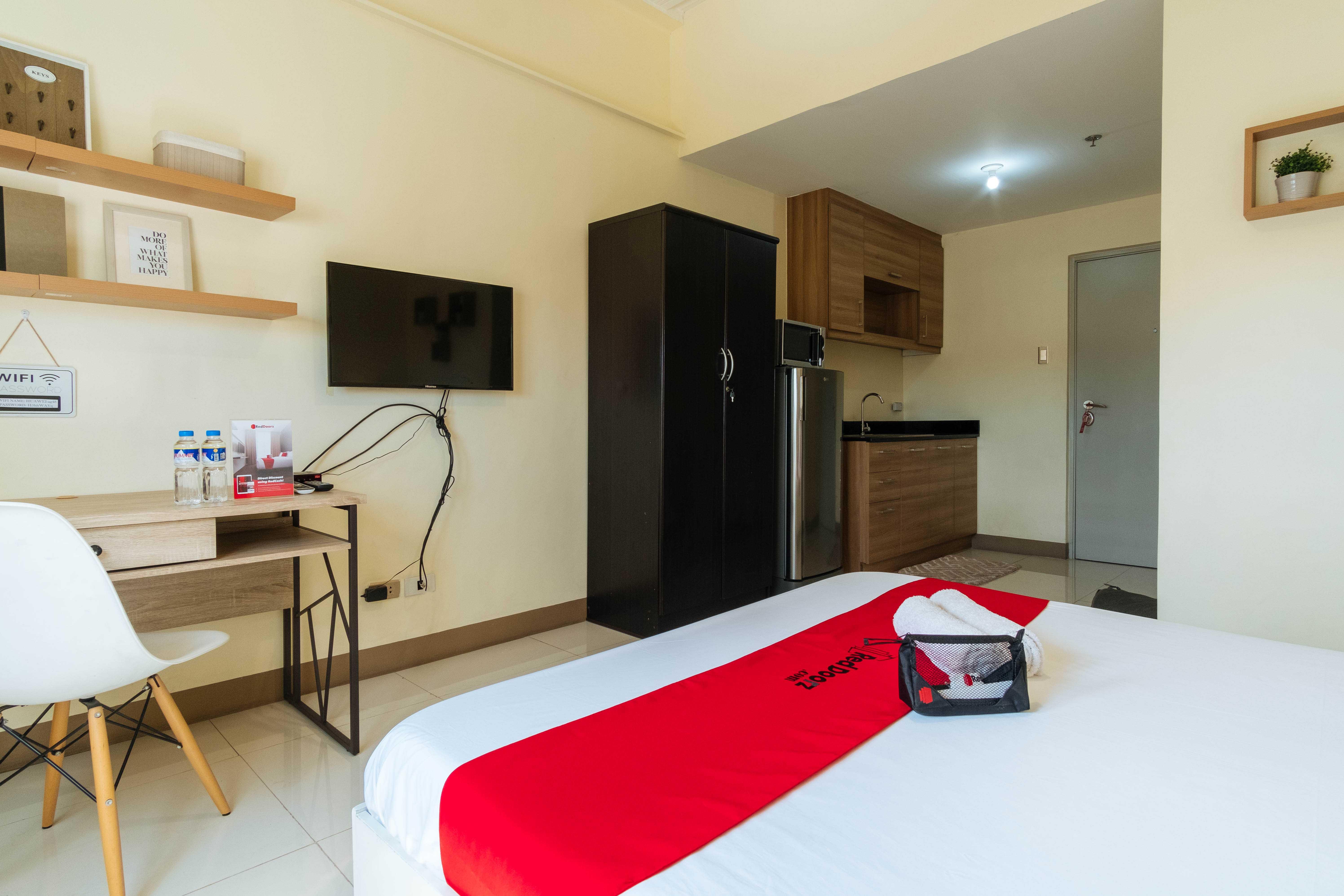 Reddoorz Plus @ Kamuning Quezon City Εξωτερικό φωτογραφία